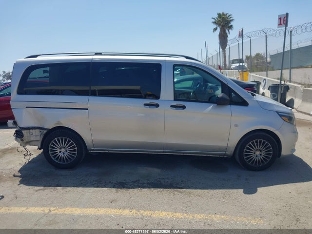 Mercedes-Benz Metris