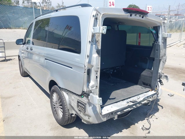 Mercedes-Benz Metris