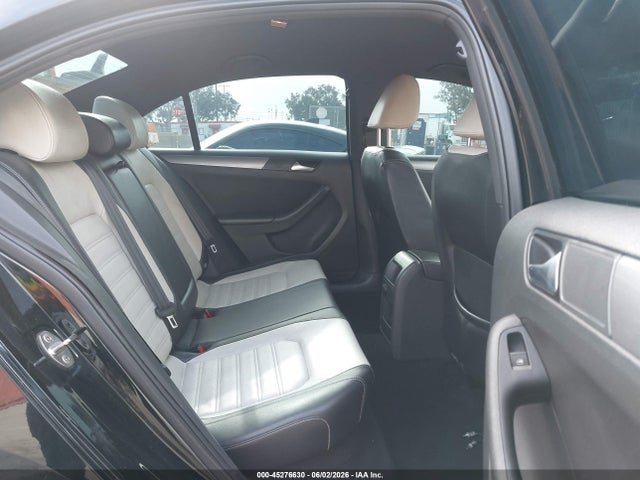 Volkswagen Jetta 1.8t Sport