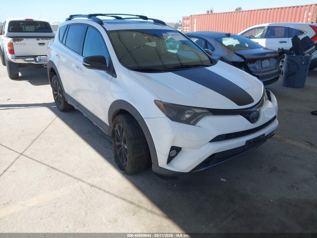 Salvage Toyota RAV4 Image