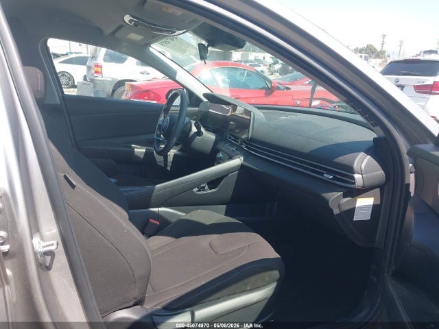 Hyundai ELANTRA Blue