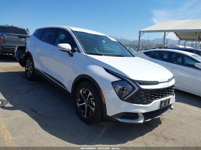 Salvage Kia Sportage Image