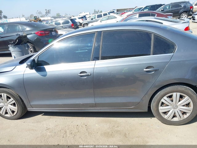 Volkswagen Jetta 1.4t S