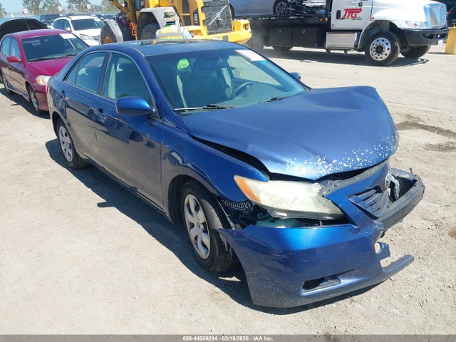 Salvage Toyota Camry Image
