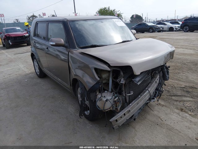 Salvage Scion xB Image