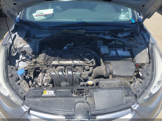 Hyundai ELANTRA Limited