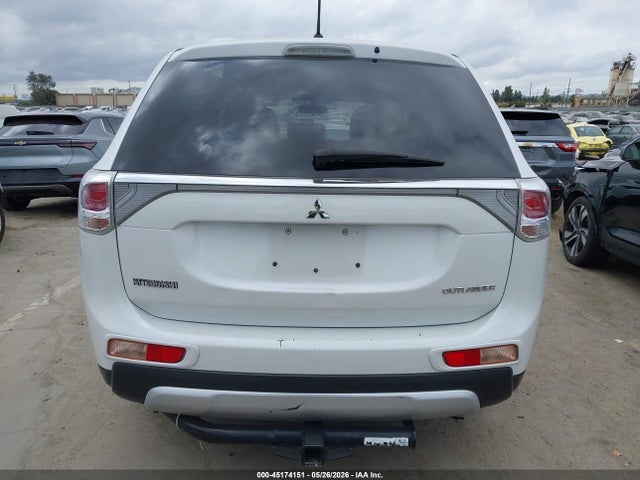 Mitsubishi Outlander Es