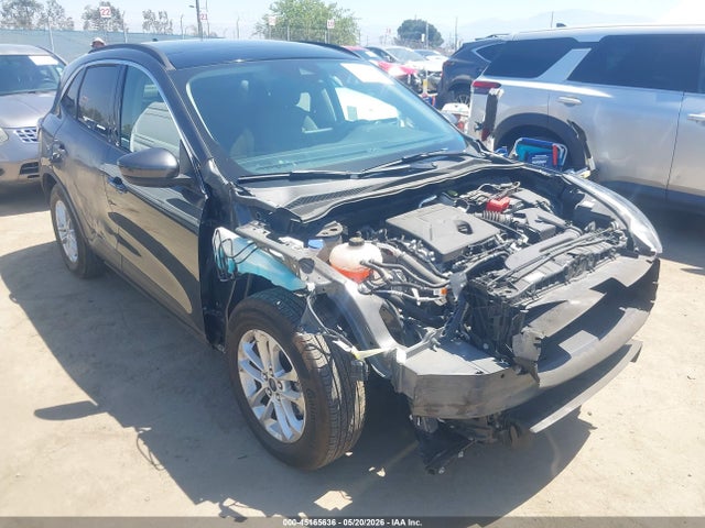 Salvage Ford Escape Image