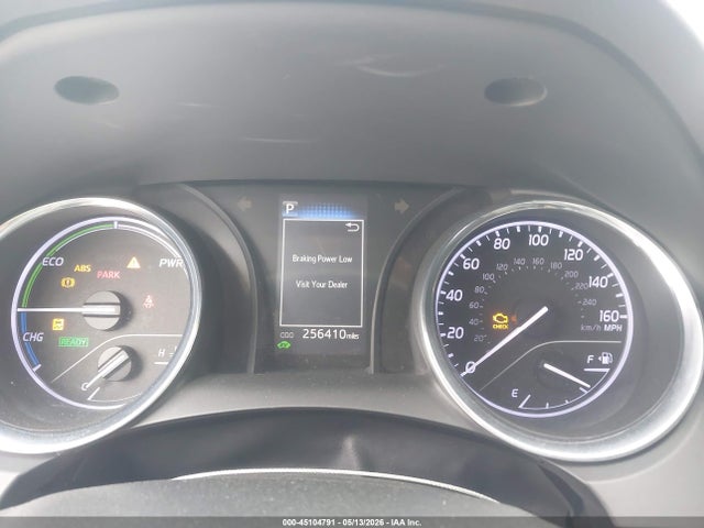 Toyota Camry Le Hybrid