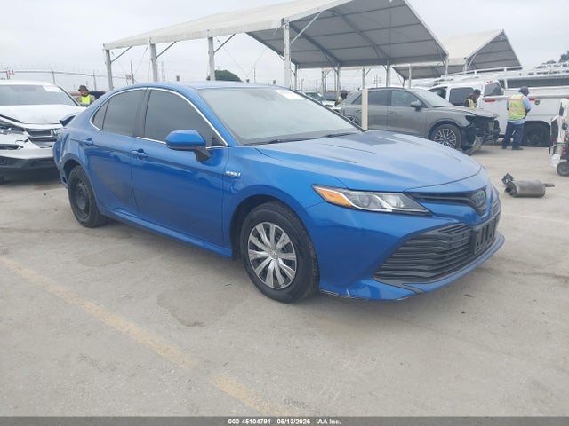 Salvage Toyota Camry Image