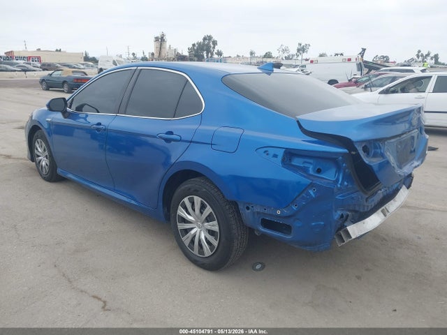 Toyota Camry Le Hybrid