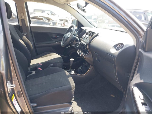 Scion xD