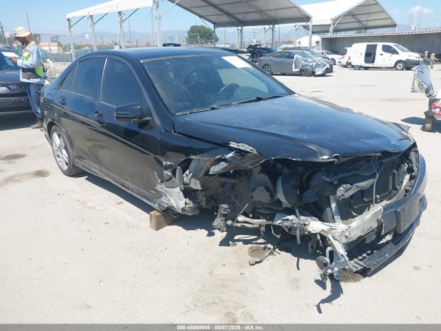 Salvage Mercedes-Benz C-Class Image