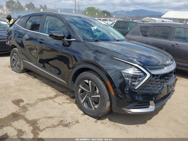 Salvage Kia Sportage Image