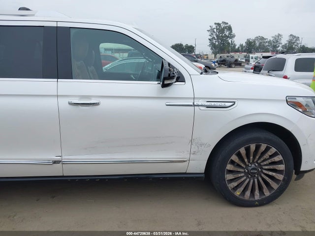 Lincoln Navigator Reserve