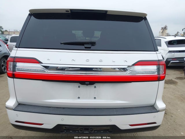 Lincoln Navigator Reserve