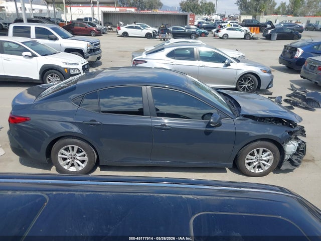Toyota Camry Le