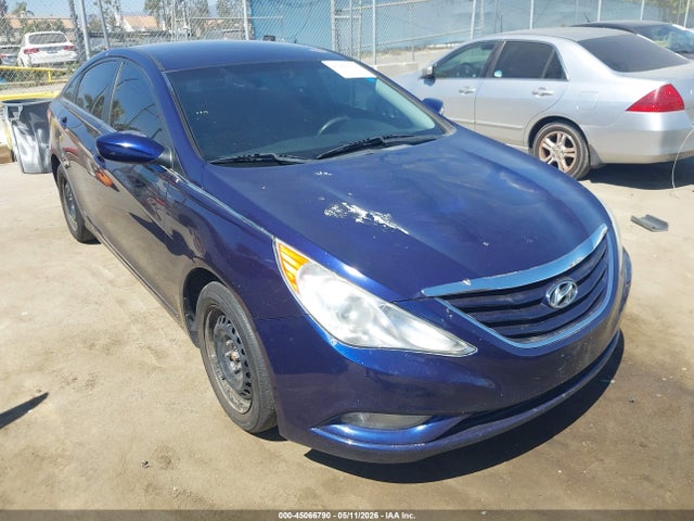 Salvage Hyundai SONATA Image