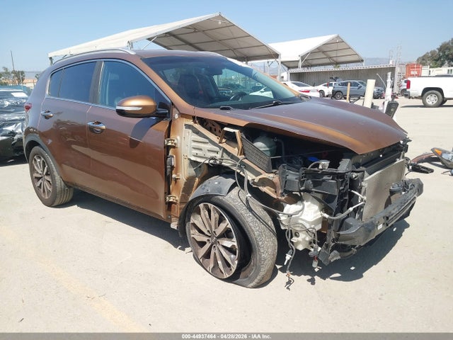 Salvage Kia Sportage Image