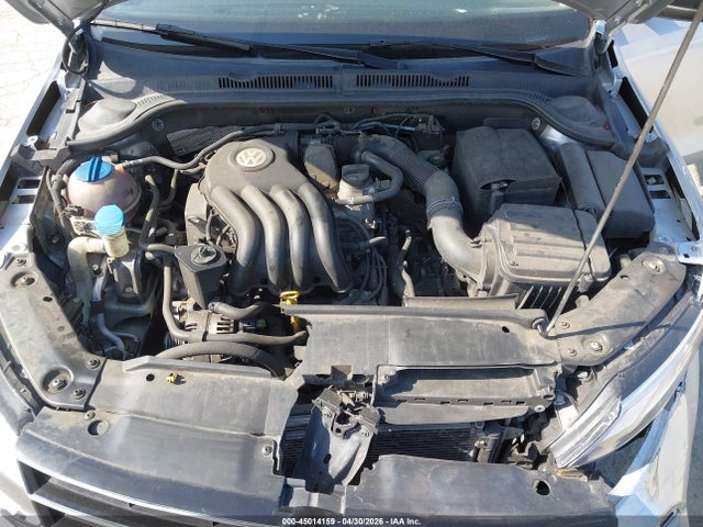 Volkswagen Jetta 2.0l S