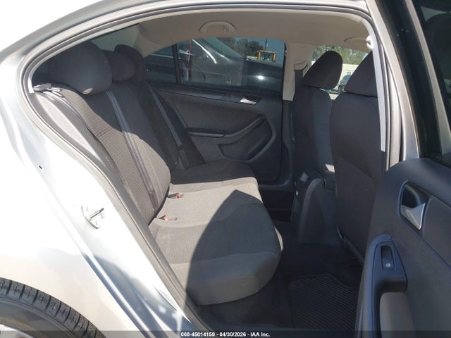 Volkswagen Jetta 2.0l S