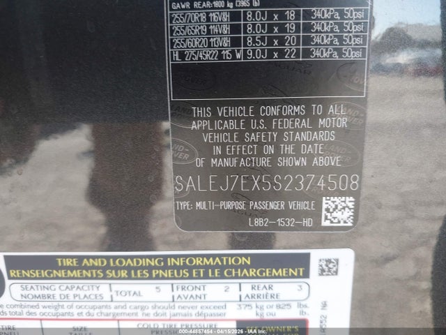 Land Rover Defender 110 P300