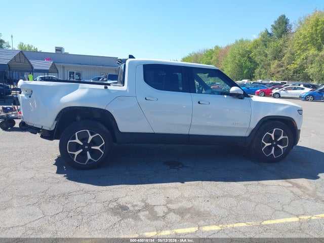 Rivian R1T Adventure