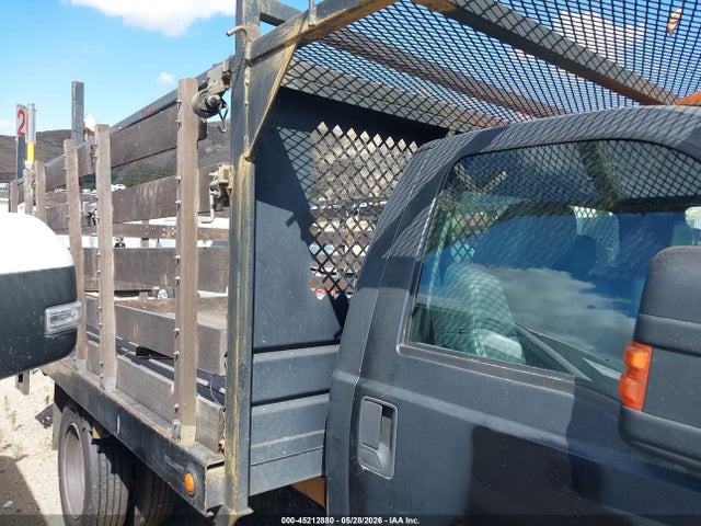Ford F-550 Xl