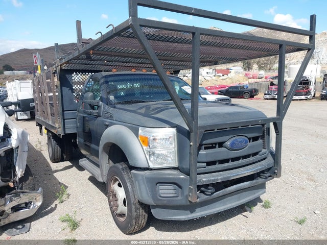 Salvage Ford F-550 Image