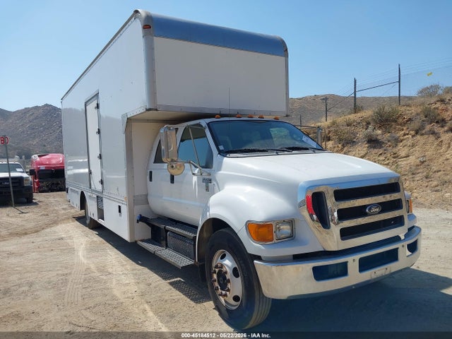 Salvage Ford F-650 Image