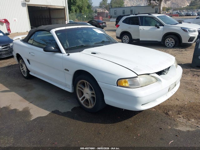 Salvage Ford Mustang Image