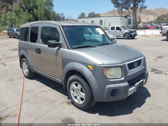 Salvage Honda Element Image