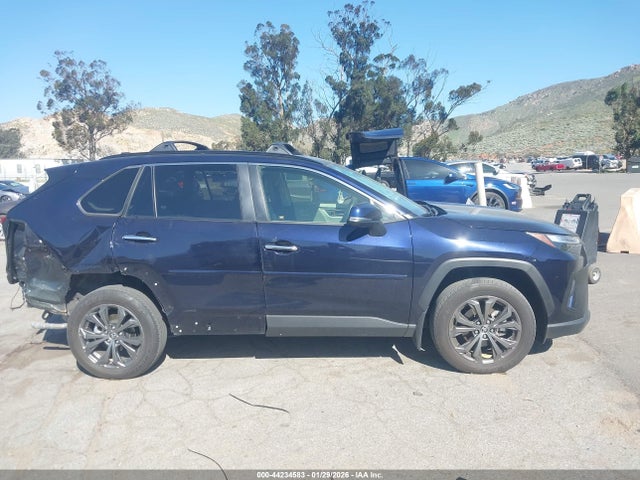 Toyota RAV4 Limited