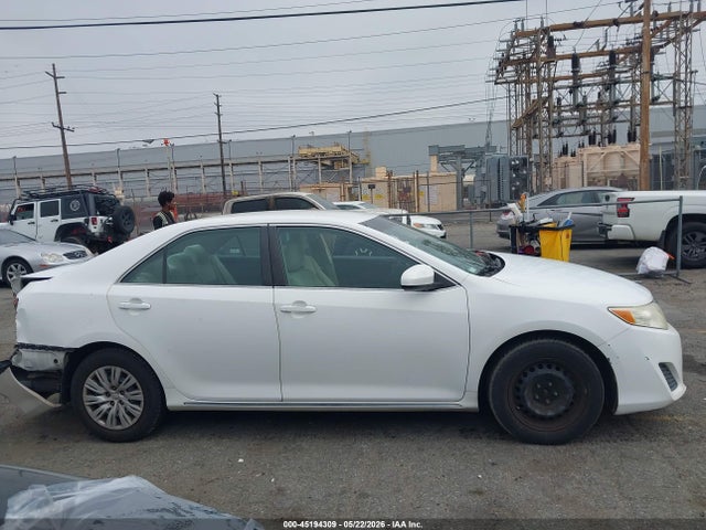 Toyota Camry Le