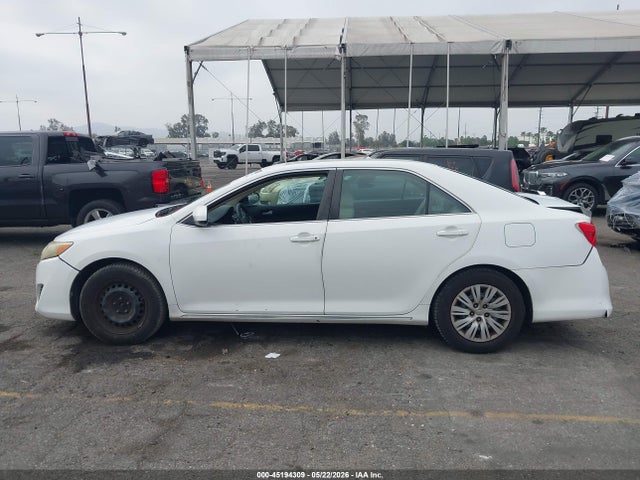 Toyota Camry Le
