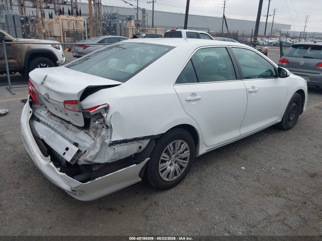 Toyota Camry Le