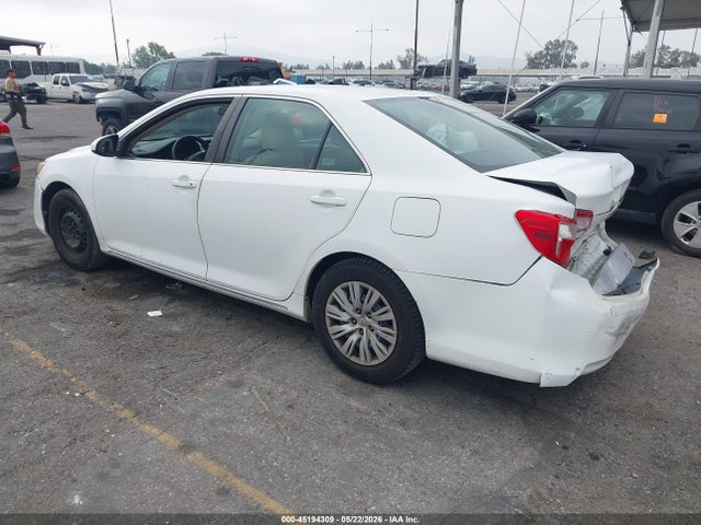 Toyota Camry Le