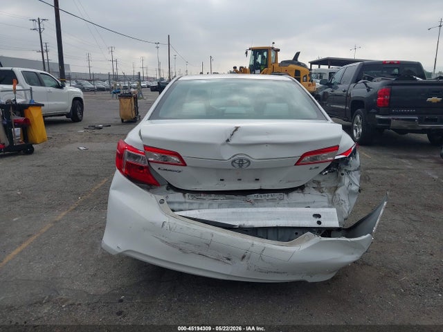 Toyota Camry Le