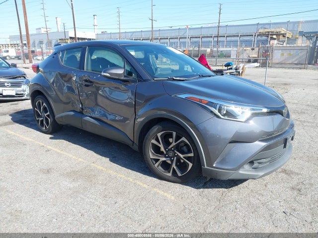 Salvage Toyota C-HR Image