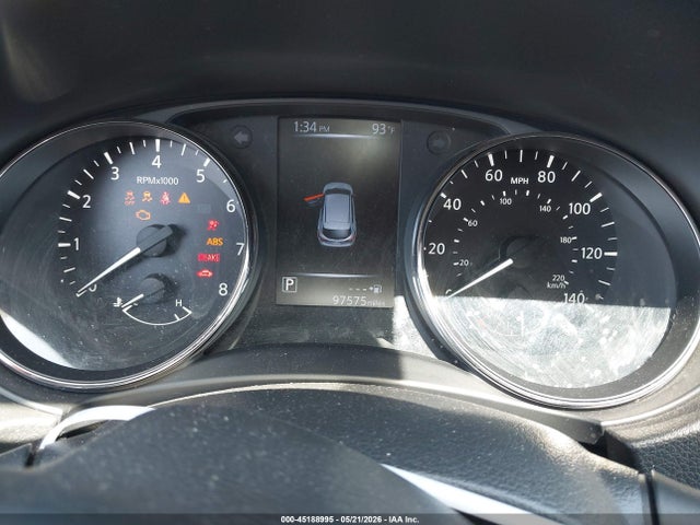 Nissan Rogue S
