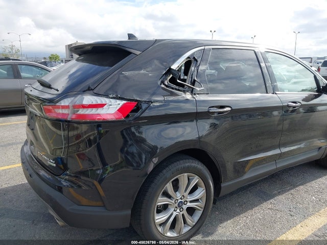 Ford Edge Titanium