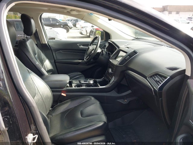 Ford Edge Titanium