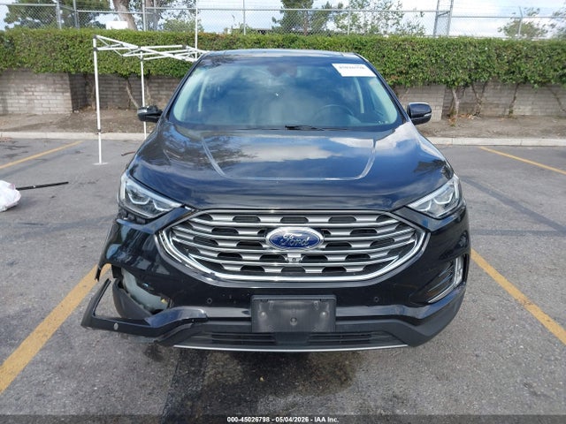 Ford Edge Titanium