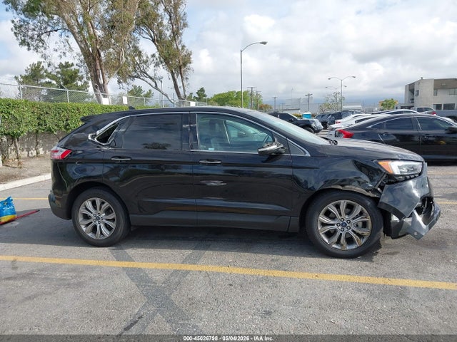 Ford Edge Titanium