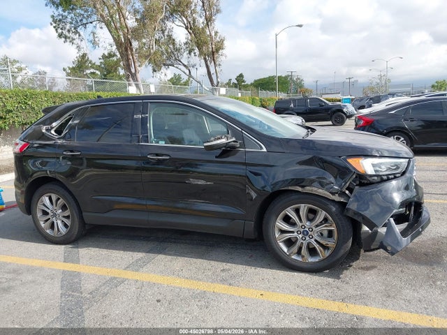 Ford Edge Titanium