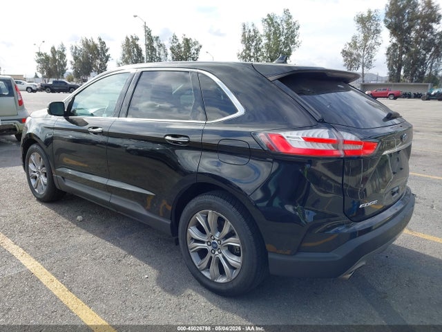 Ford Edge Titanium