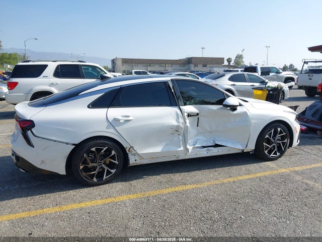 Kia K5 Ex