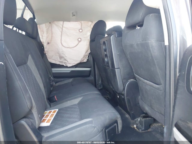 Toyota Tundra Sr5 5.7l V8
