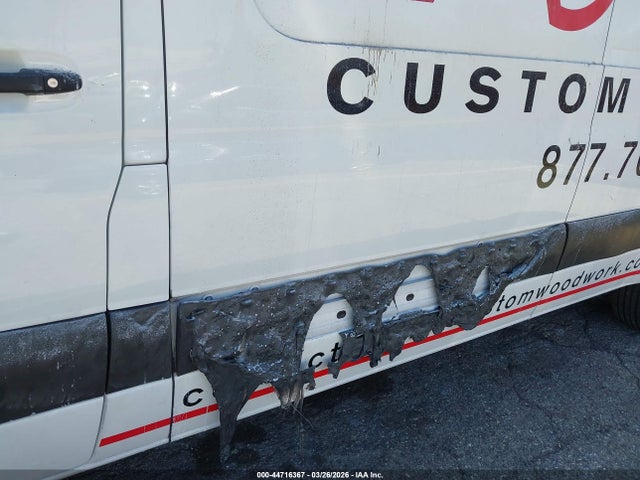 Mercedes-Benz Sprinter 2500 High Roof 4-cyl Diesel Ho