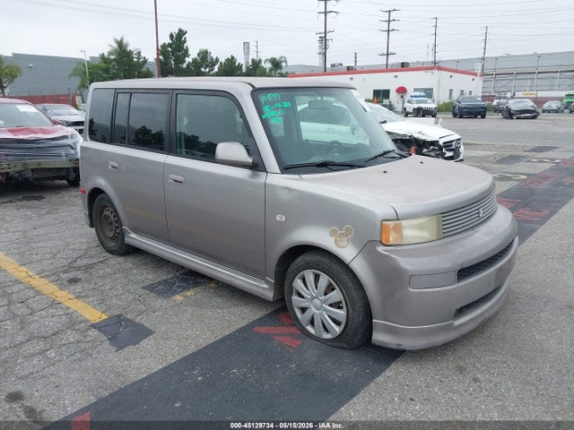 Salvage Scion xB Image